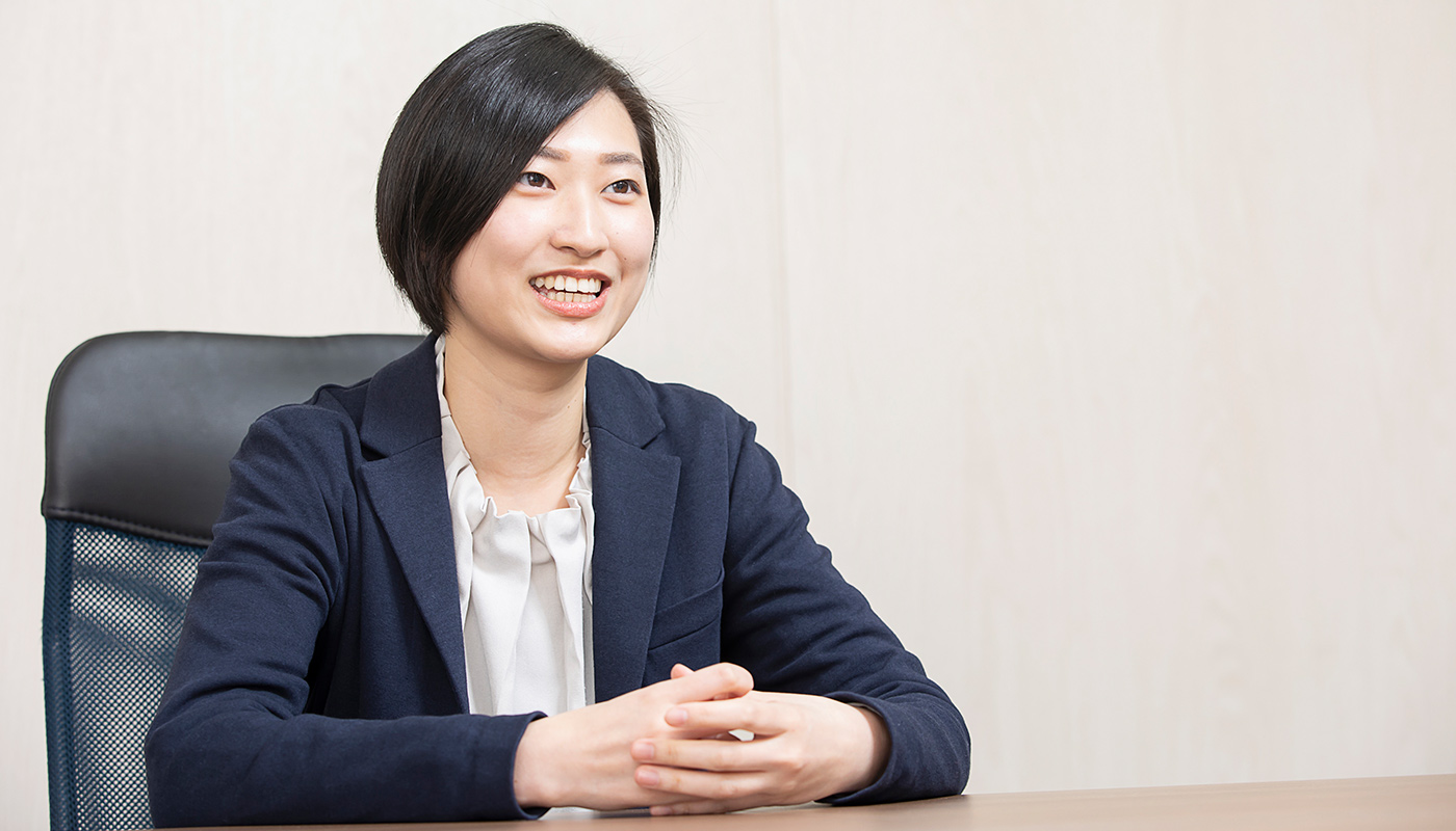 ——林さんはいま、アールピーエムに新卒入社して3年目。新薬開発の臨床試験のモニタリングに携わっていますね。学生時代から、医薬業界を志望していたのでしょうか。